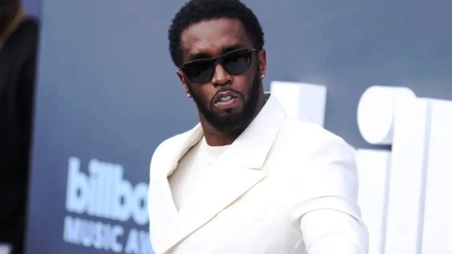 Τα πάρτι φρίκης του Diddy κλονίζουν την Αµερική:  Εκβίαζε τα θύµατα του ο γνωστός ράπερ