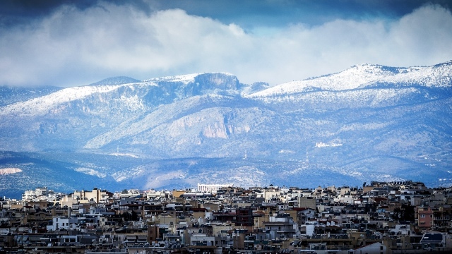 Κλειστή η λεωφόρος Πάρνηθας λόγω παγετού - Ο δρόμος έχει κλείσει από το ύψος του τελεφερίκ