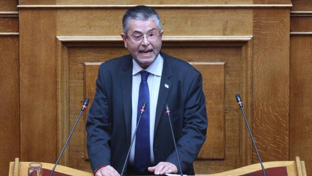 Ελληνική Λύση: Ο Βελόπουλος διέγραψε τον βουλευτή Επικρατείας Παύλο Σαράκη