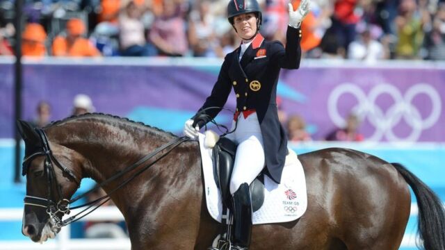 Ολυμπιακοί Αγώνες 2024: Αποσύρθηκε αθλήτρια της ιππασίας - Το σοκαριστικό βίντεο που μαστιγώνει με μανία το άλογό της, ντρέπομαι βαθύτατα λέει στην ανάρτησή της