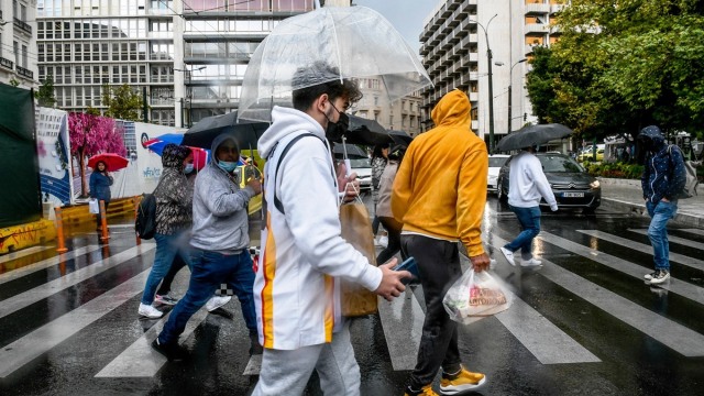 Καιρός: Έρχονται βροχές, καταιγίδες, χαλάζι και ισχυροί άνεμοι – Ποιες περιοχές θα βρεθούν στο επίκεντρο της κακοκαιρίας