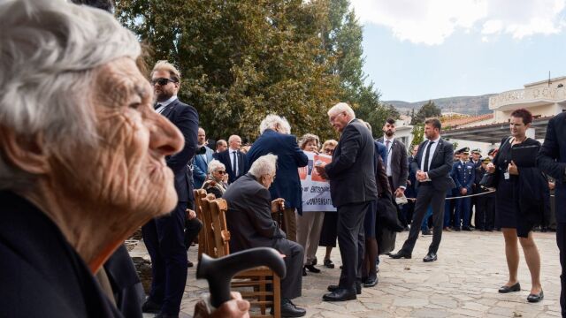 Κάντανος: Δικαιοσύνη ζήτησαν από τον Γερμανό πρόεδρο οι πολίτες του μαρτυρικού χωριού - Δεν θέλω να πιάσω το χέρι του σφαγέα (Εικόνες)