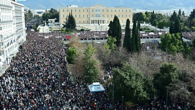 Πανελλαδική απεργία για τα Τέμπη: Παραλύει η χώρα στις 28 Φεβρουαρίου - Ποιοι θα απεργήσουν, πώς θα κινηθούν τα ΜΜΜ